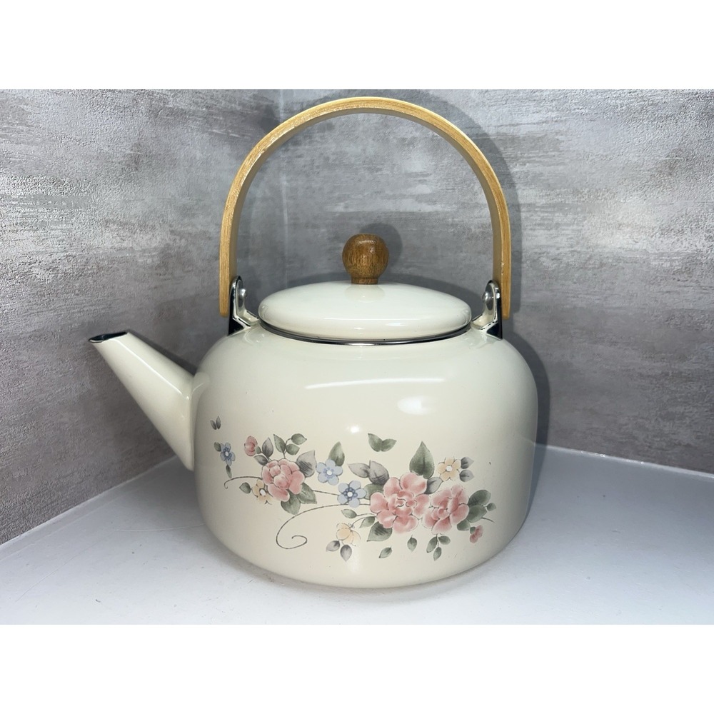 Pfaltzgraff Tea Rose Metal Kettle with lid